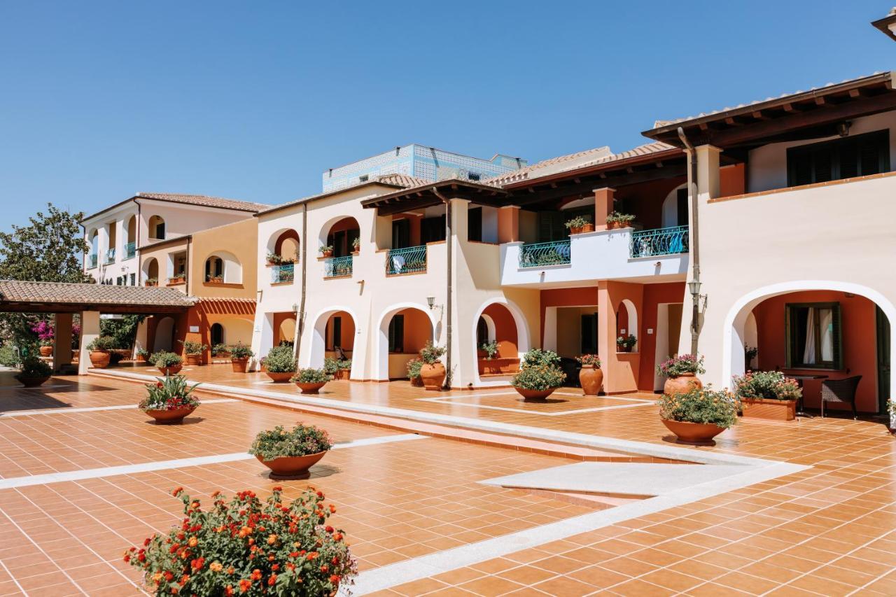Nicolaus Club Torre Moresca Орозеи Экстерьер фото